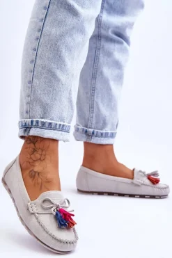 Zamszowe Mokasyny Z Kokardą I Frędzlami Szare Dorine