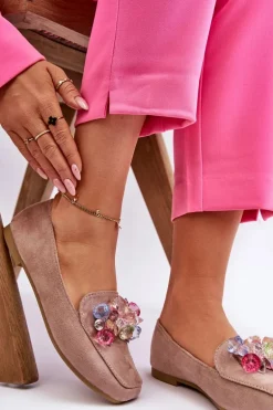 Zamszowe Mokasyny Z Ozdobnymi Kryształami Ciemnobeżowe Arvilla