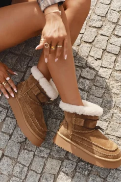 Zamszowe Śniegowce Damskie Z Ozdobnymi Przeszyciami Big Star SS274373 Camel