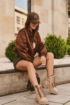 Zamszowe Ocieplane Botki Workery Na Płaskim Obcasie Beżowe Nacelle