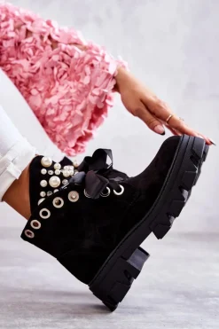 Zamszowe Ocieplane Botki Z Perłami Czarne Roco