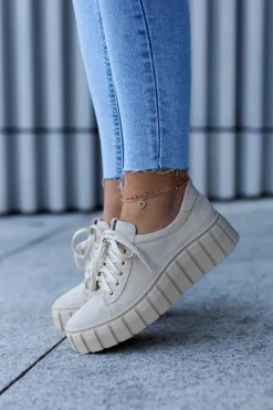 Zamszowe Półbuty Lewski Shoes 3163 Jasnobeżowe