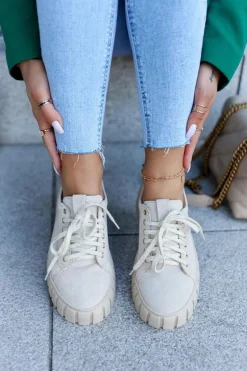 Zamszowe Półbuty Lewski Shoes 3163 Jasnobeżowe