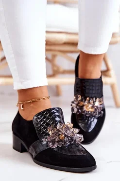 Zamszowe Półbuty Z Ozdobą Czarne Davine