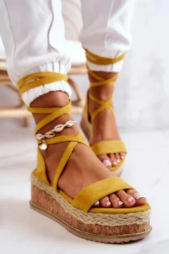 Zamszowe Sandałki Espadryle Na Koturnie Żółte Shanny