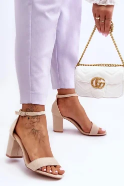 Zamszowe Sandałki Na Obcasie Beżowe Madame