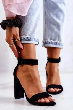 Zamszowe Sandałki Na Obcasie Czarne Jacqueline