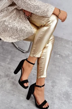 Zamszowe Sandałki Na Słupku Czarne Spectacular