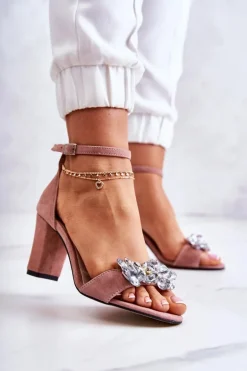 Zamszowe Sandałki Na Słupku Z Ozdobą Różowe Milessa