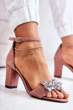 Zamszowe Sandałki Na Słupku Z Ozdobą Różowe Milessa