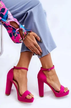 Zamszowe Sandałki Na Słupku Fuksja Spectacular