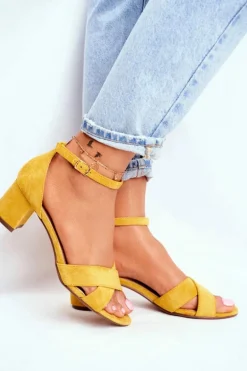 Zamszowe Sandałki na Słupku Żółte Nela