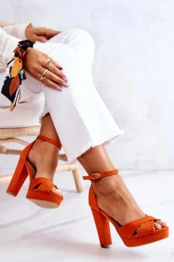 Zamszowe Sandałki Na Słupku Pomarańczowe Lanelle