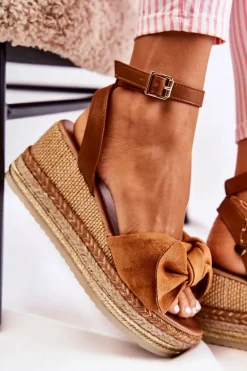 Zamszowe Sandały Na Koturnie Camel Natina