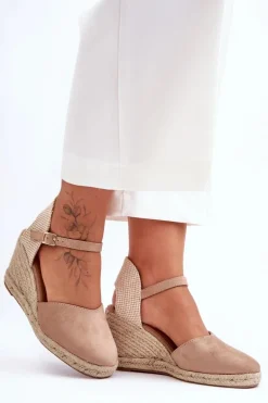 Zamszowe Sandały Na Koturnie Beżowe Selfoss