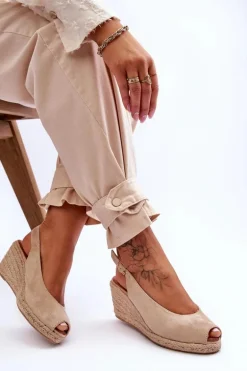 Zamszowe Sandały Na Koturnie Beżowe Elsie