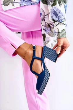 Zamszowe Sandały Na Masywnym Obcasie Maciejka 05543-17 Granatowe