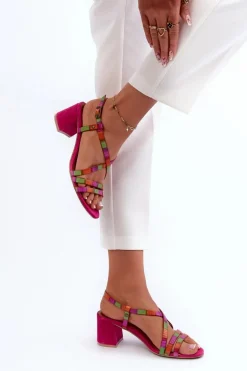 Zamszowe Sandały Na Niskim Słupku Maciejka 06653-15 Fuksja