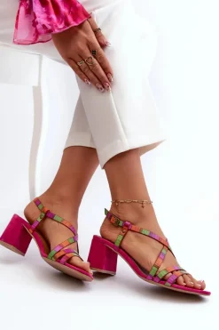 Zamszowe Sandały Na Niskim Słupku Maciejka 06653-15 Fuksja