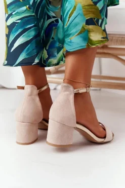 Zamszowe Sandały Na Obcasie Beżowe Janet