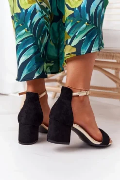 Zamszowe Sandały Na Obcasie Czarne Janet