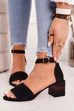 Zamszowe Sandały Na Obcasie Laura Messi 2285 Czarne