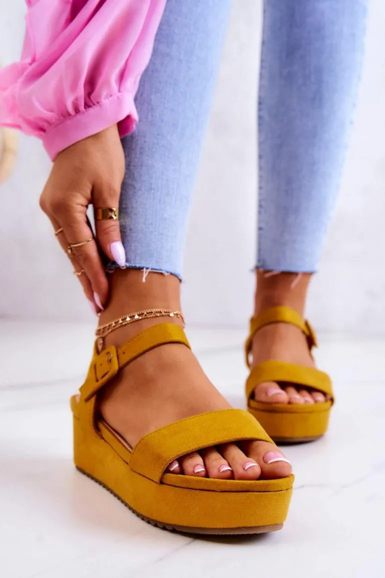 Zamszowe Sandały Na Platformie Żółte Sariah