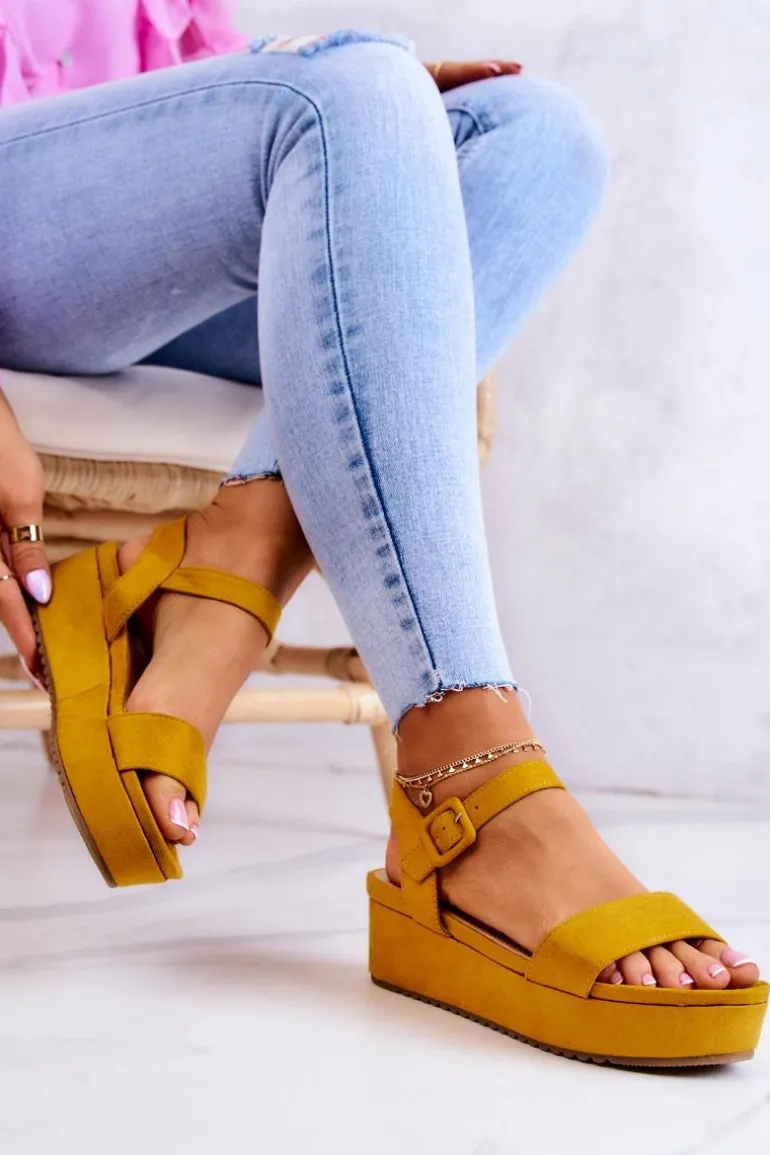 Zamszowe Sandały Na Platformie Żółte Sariah