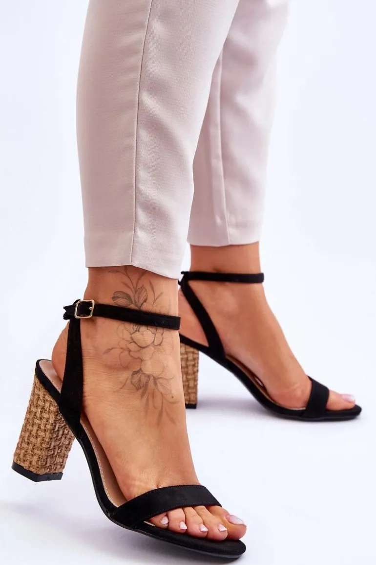 Zamszowe Sandały Na Plecionym Słupku Czarne Selila