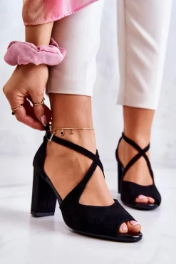 Zamszowe Sandały Na Słupku Czarne Lorita