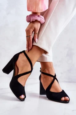 Zamszowe Sandały Na Słupku Czarne Lorita