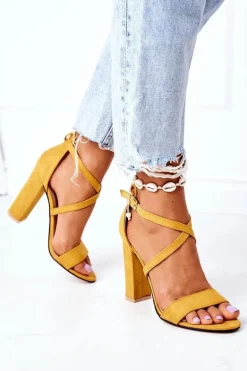 Zamszowe Sandały Na Słupku Żółte Dance With Me