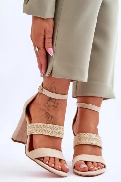 Zamszowe Sandały Z Plecionym Paskiem Na Obcasie Beżowe Roselia