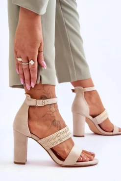 Zamszowe Sandały Z Plecionym Paskiem Na Obcasie Beżowe Roselia
