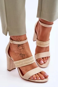 Zamszowe Sandały Z Plecionym Paskiem Na Obcasie Beżowe Roselia