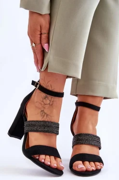 Zamszowe Sandały Z Plecionym Paskiem Na Obcasie Czarne Roselia