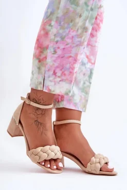 Zamszowe Sandały Z Warkoczem Beżowe Essenza