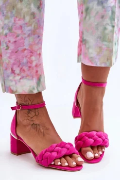 Zamszowe Sandały Z Warkoczem Fuksja Essenza