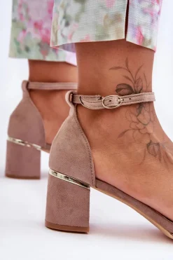 Zamszowe Sandały Z Warkoczem Ciemnobeżowe Essenza