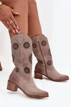 Zamszowe Skórzane Kozaki Damskie Z Ażurowym Wzorem Zazoo 3852 Cappuccino
