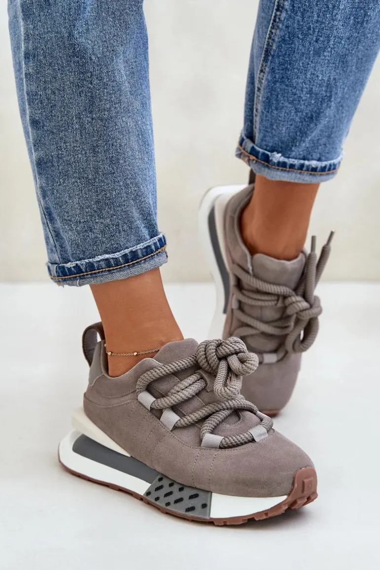 Zamszowe Sneakersy Damskie Na Platformie Z Grubym Sznurowaniem Artiker 54C1463 Szare
