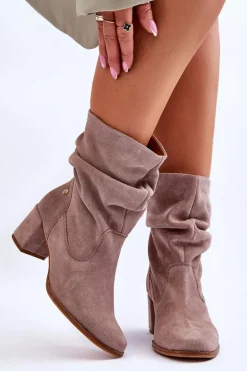 Zamszowe Wsuwane Botki Maciejka 06005-10 Ciemnobeżowe