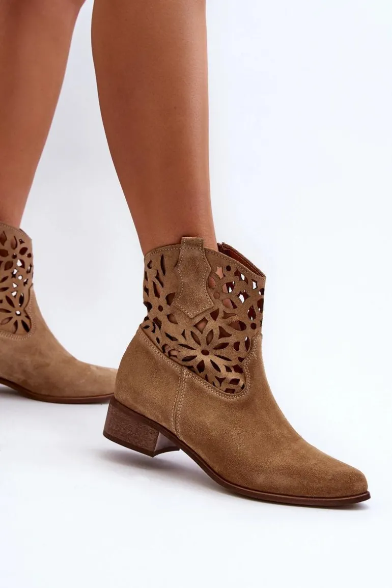 Zazoo 3404 Ażurowe Botki Kowbojki Na Niskim Obcasie Zamszowe Jasnobeżowe