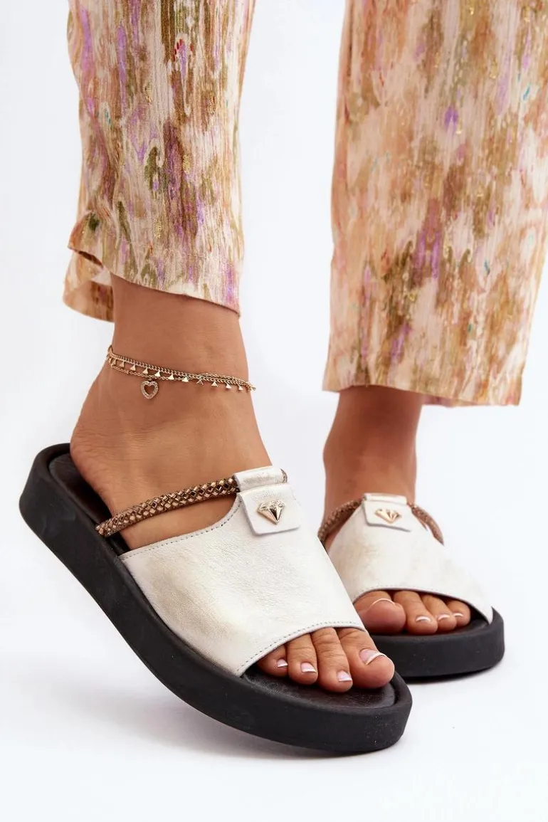 Zazoo 2896 Klapki Damskie Skórzane Biało-Złote