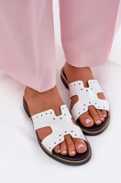 Zazoo 40326 Lakierowane Damskie Klapki Z Ozdobnymi Wycięciami Białe