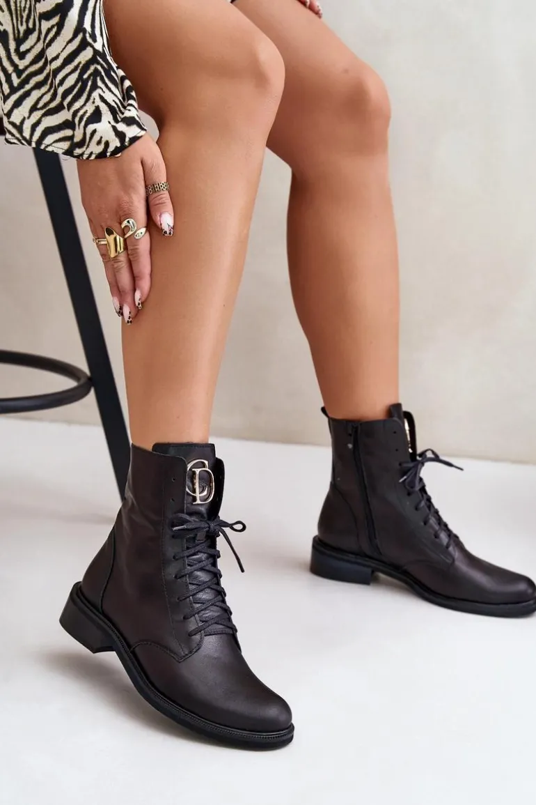 Zazoo 2955 Skórzane Botki Workery Ze Złotym Detalem Na Języku Czarne