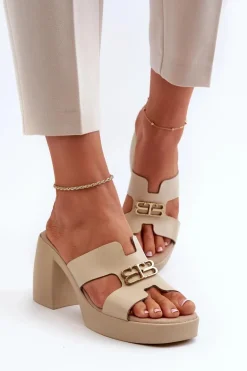 Zazoo 40419 Skórzane Klapki Damskie Z Wycięciami I Ozdobą Beżowe