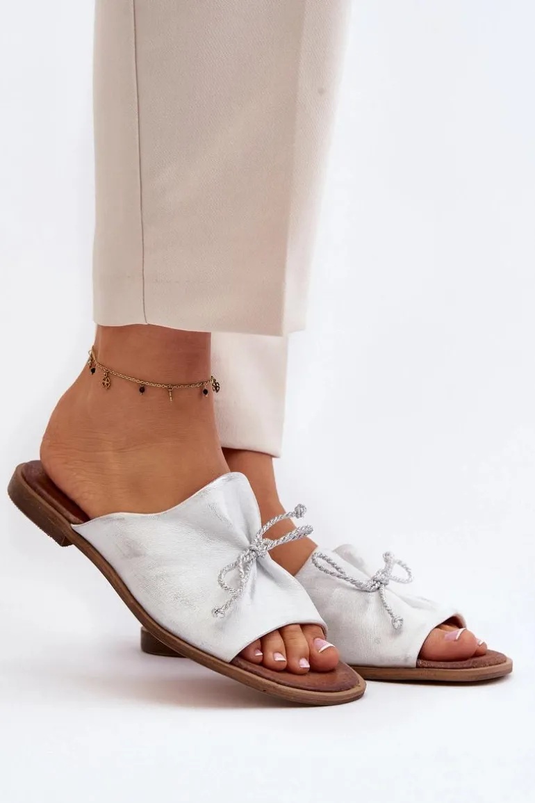 Zazoo 2659 Skórzane Klapki Damskie Srebrne