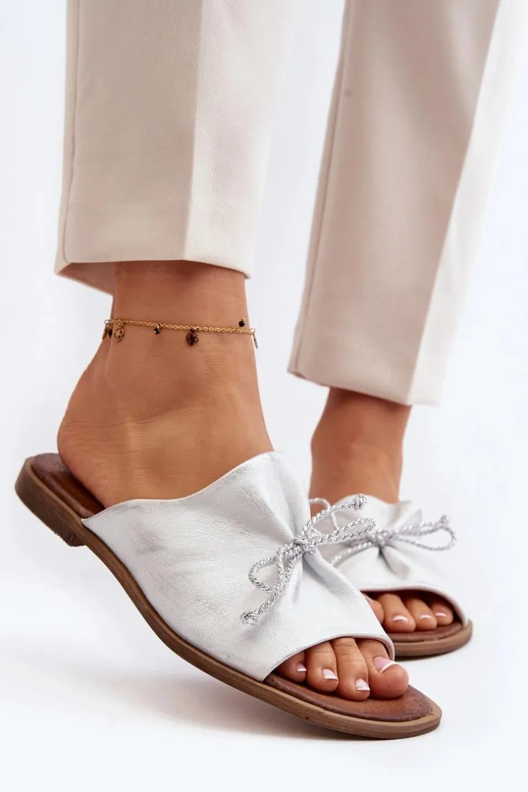 Zazoo 2659 Skórzane Klapki Damskie Srebrne