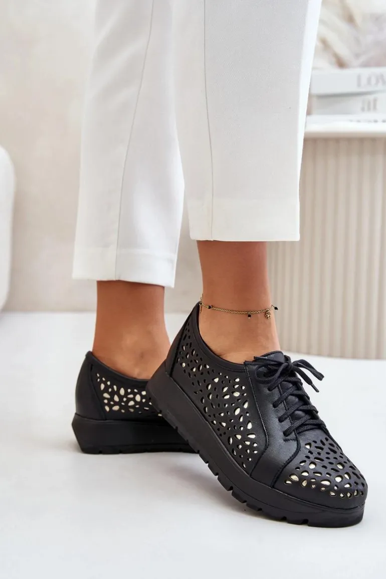 Zazoo 2973 Skórzane Półbuty Na Platformie Z Ażurowym Wzorem Czarne